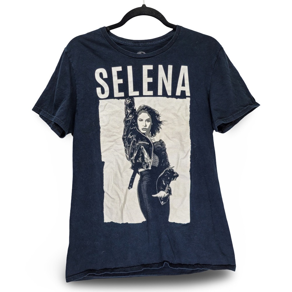 Official Selena Graphic T-Shirt Women Medium Black Good Music Icon Tee‎